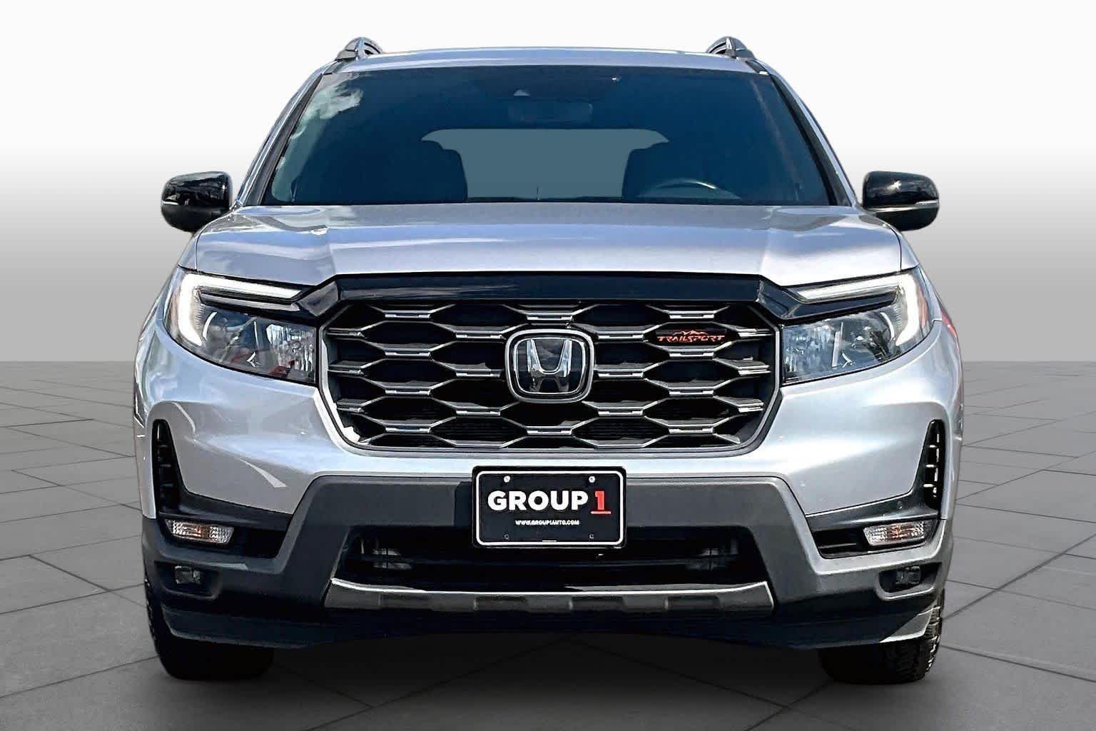 Used 2024 Lunar Silver Metallic Honda TrailSport image 3