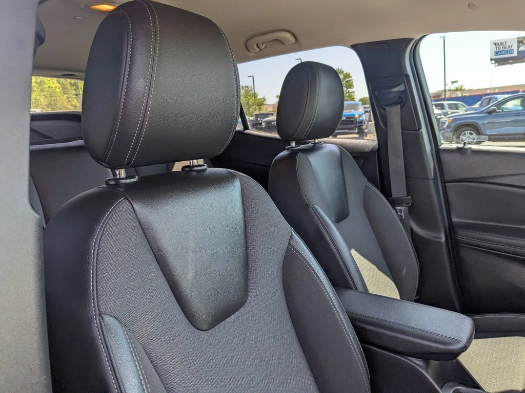 Used 2021 Dark Moon Blue Metallic Buick Preferred image 26