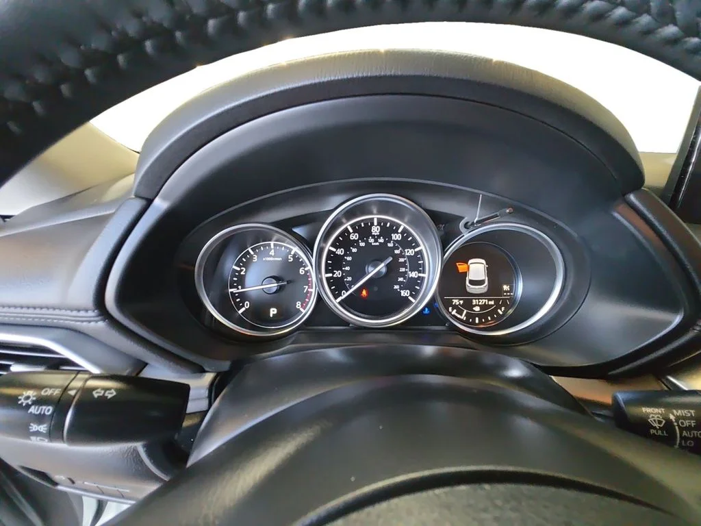 Used 2021 White Mazda Touring image 14