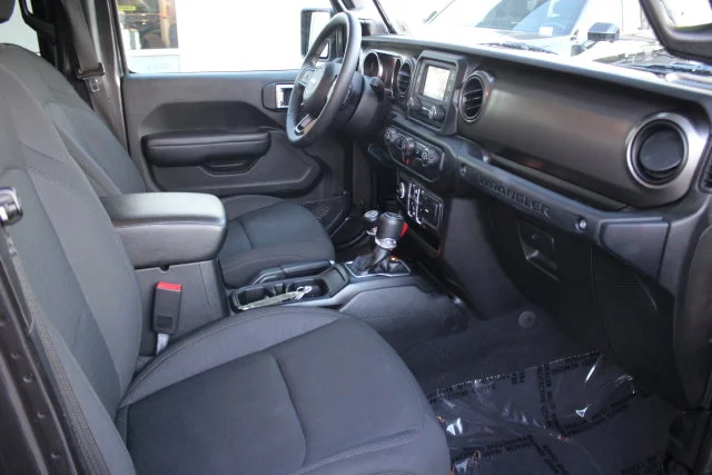 Used 2019 Gray Jeep Unlimited Sport S image 31