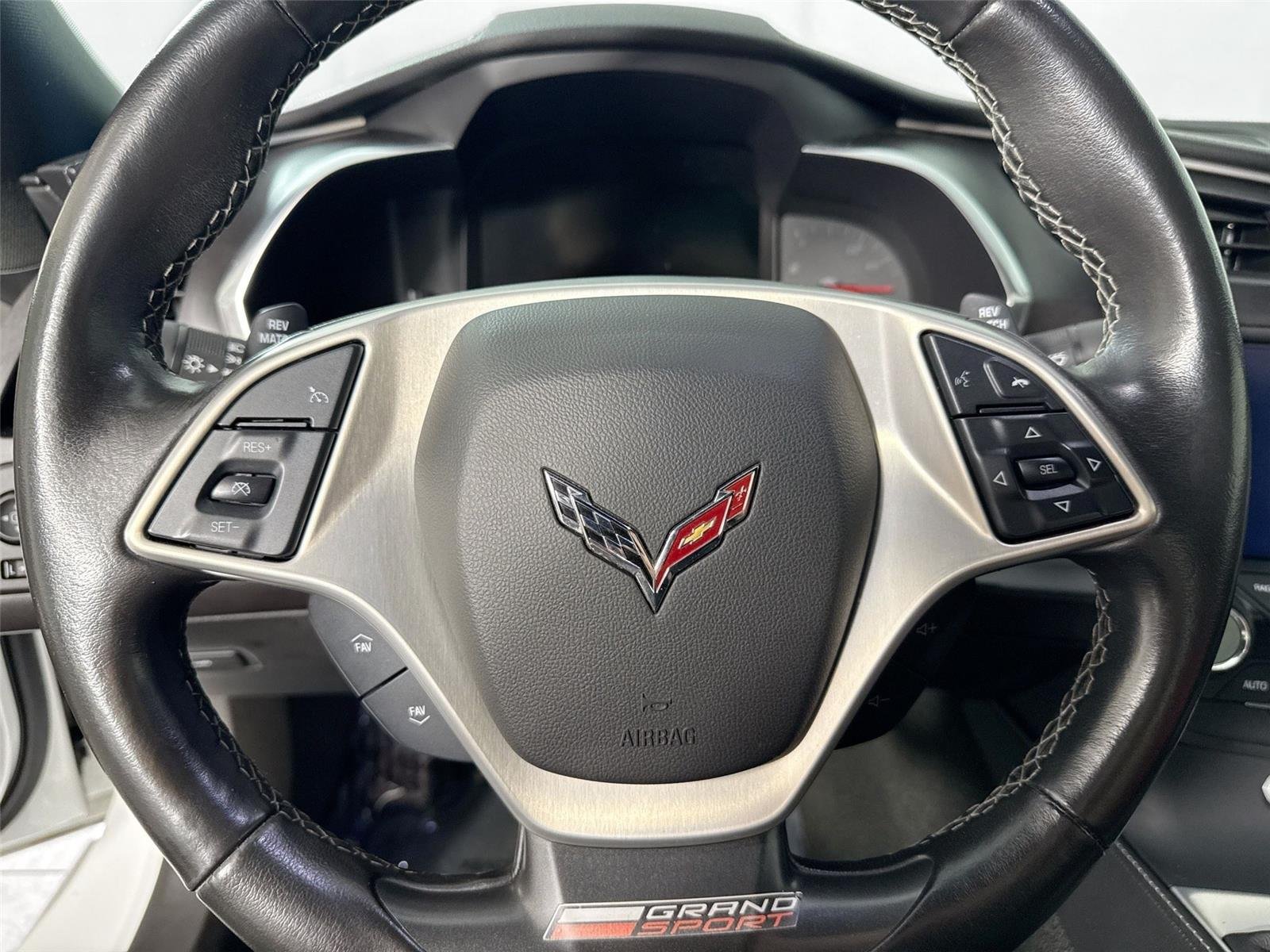 Used 2018 Arctic White Chevrolet Grand Sport 1LT image 16