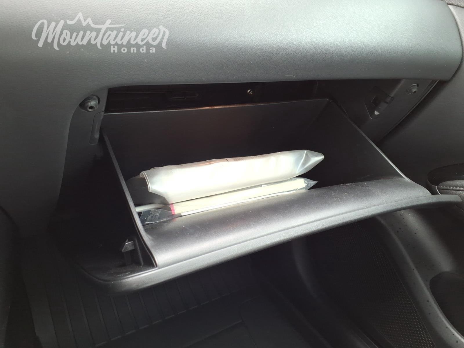 Used 2022 Phantom Black Hyundai Limited image 37