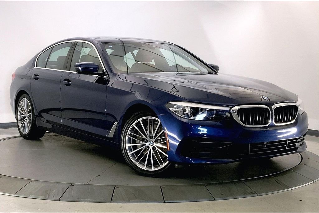 2019 BMW 5 Series 530i xDrive Sedan's photo