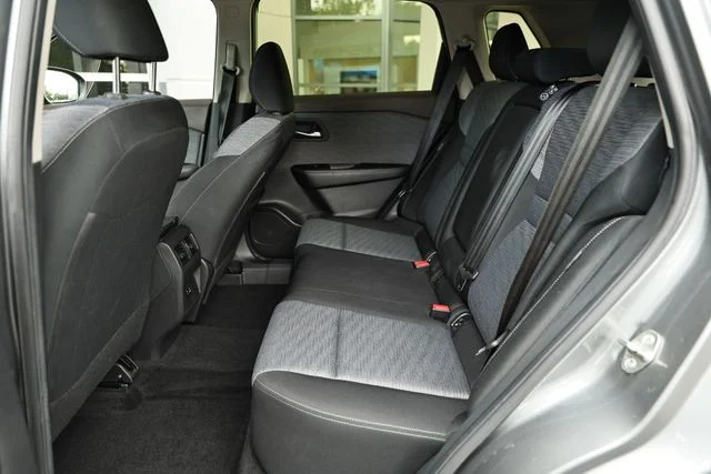 Used 2023 Gun Metallic Nissan SV image 23