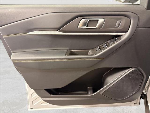 New 2026 Space White Metallic Ford Tremor® image 63
