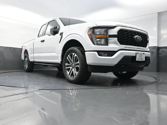 Used 2023 White Ford XL image 20