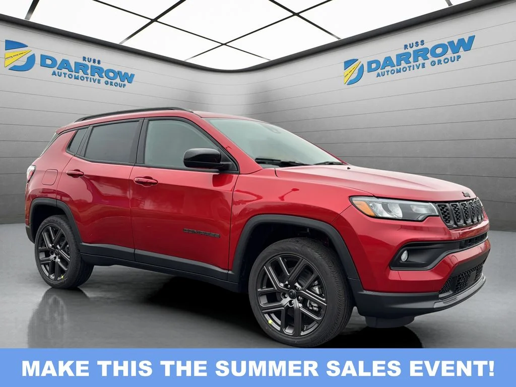 New 2026 Red Hot Pearl-Coat Exterior Paint Jeep Latitude image 7