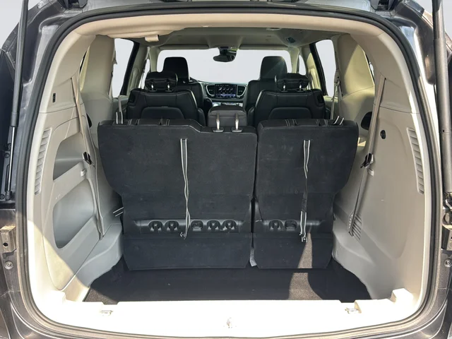 Used 2023 Gray Chrysler Touring L image 30