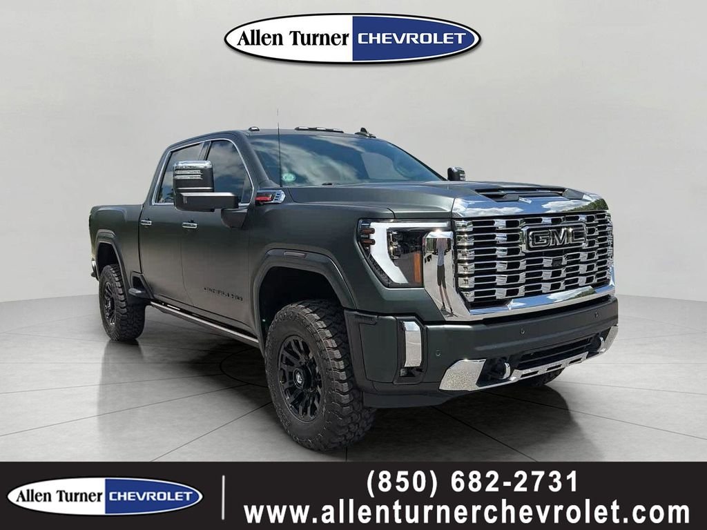 Used 2024 White GMC Denali image 1