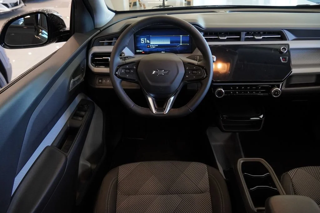 New 2027 Mosaic Black Metallic Chevrolet LT image 12
