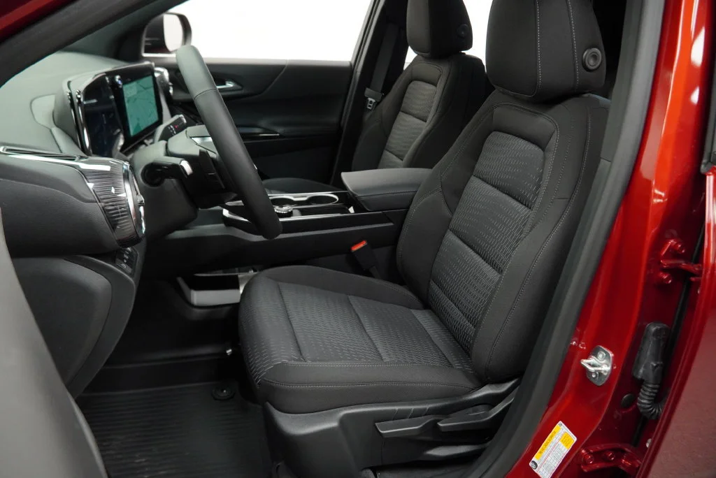 New 2027 Radiant Red Tintcoat Chevrolet LT image 4