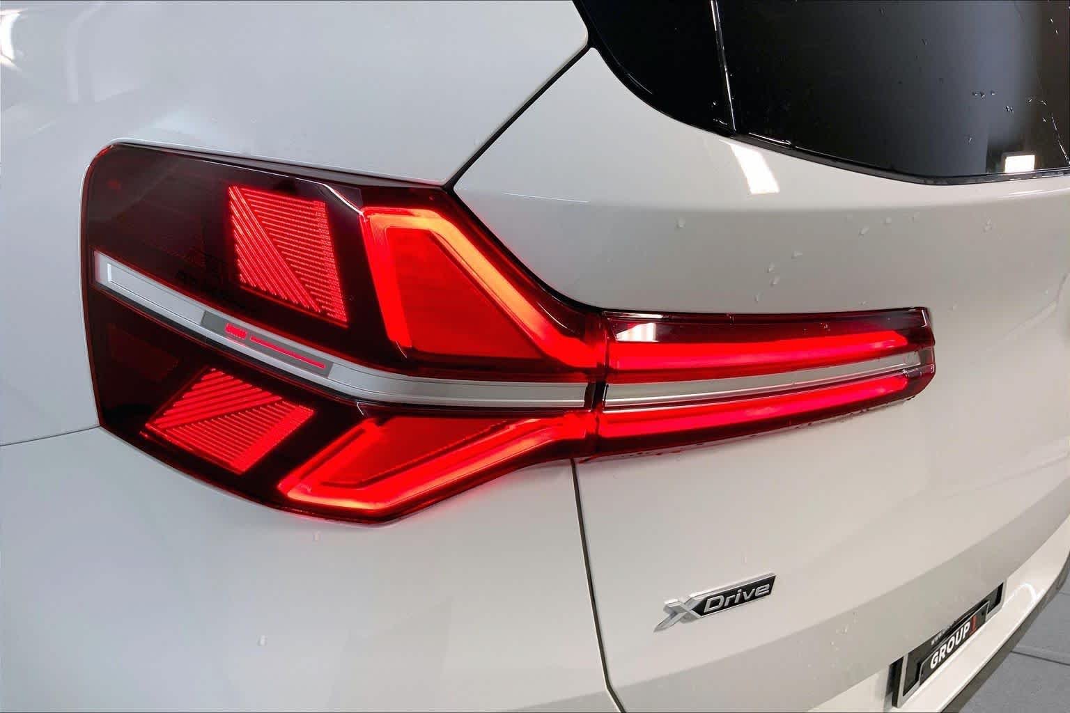 New 2026 Alpine White BMW 30 xDrive image 14