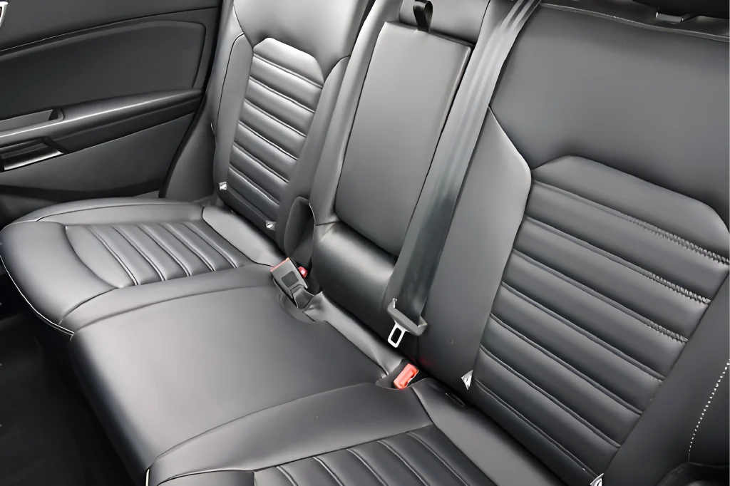 Used 2023 Gray Ford SEL image 18