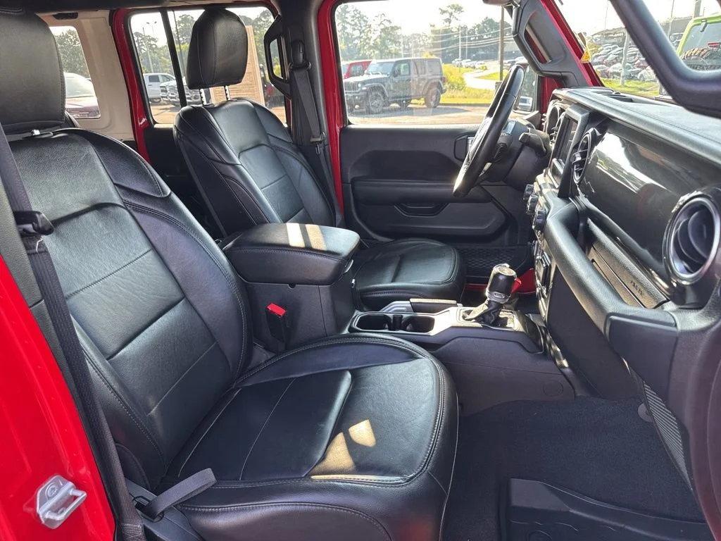 Used 2021 Red Jeep Unlimited Sahara Altitude image 25