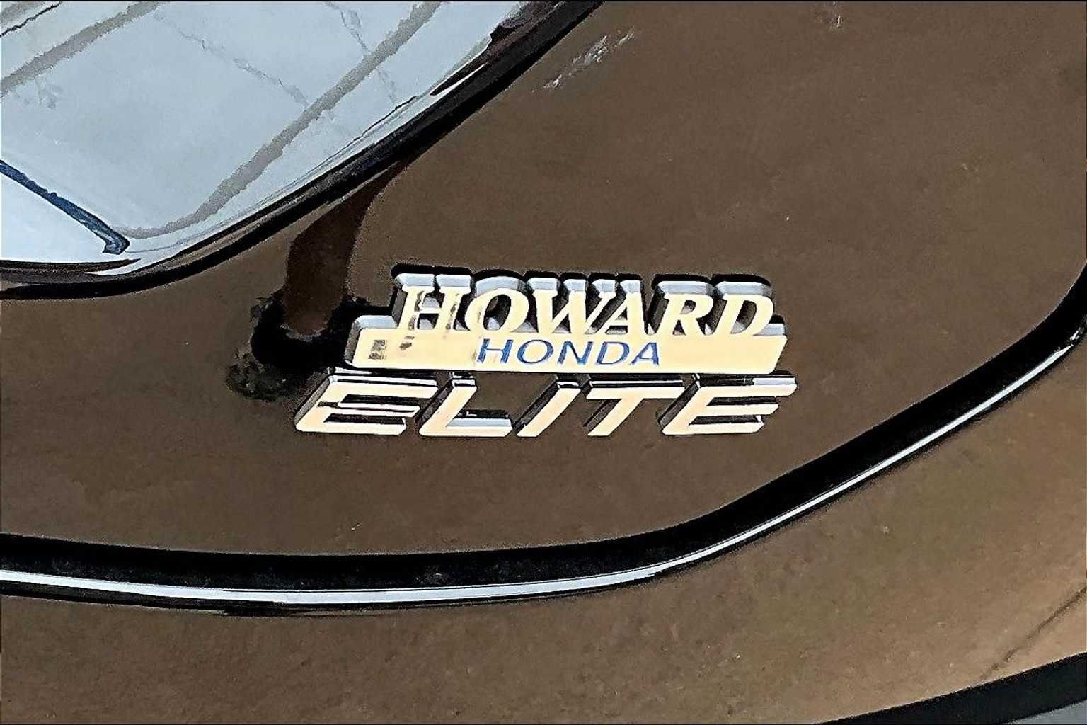 Used 2025 Crystal Black Pearl Honda Elite image 15