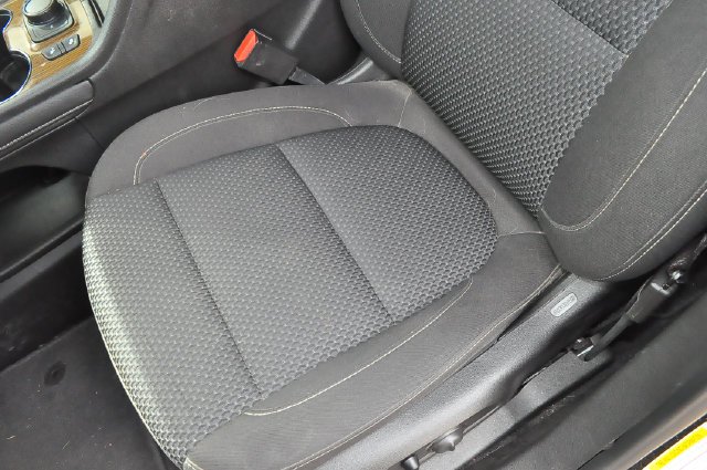 Used 2021 Black GMC SLE image 11