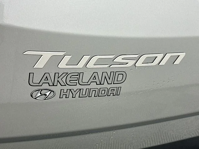 New 2026 Hyundai TUCSON SEL