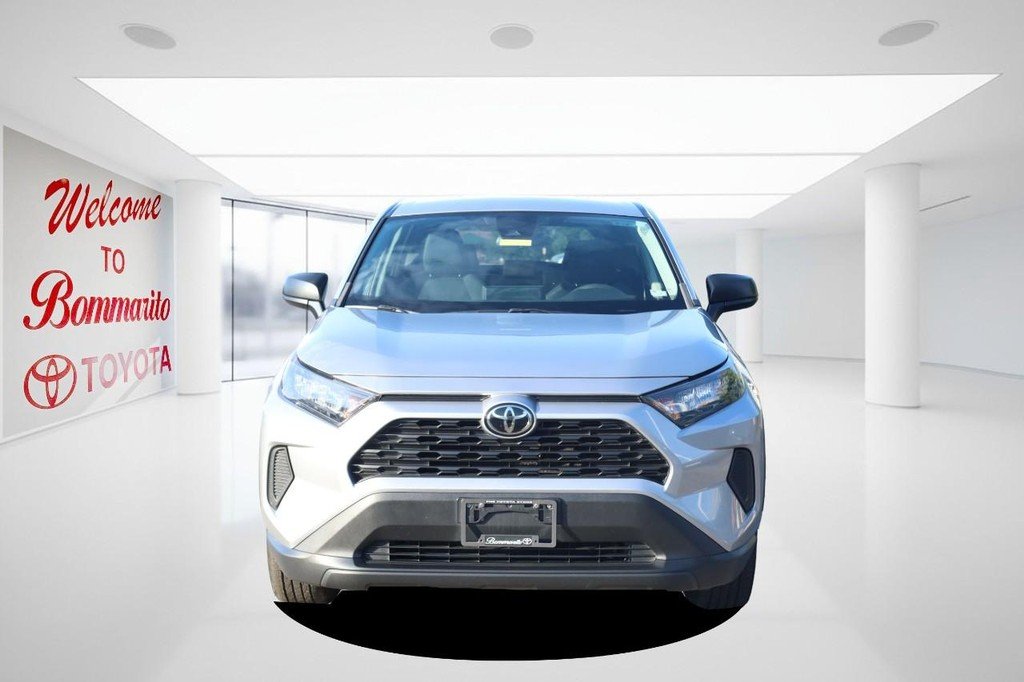 Certified Used 2022 White Toyota LE AWD (Natl) image 4
