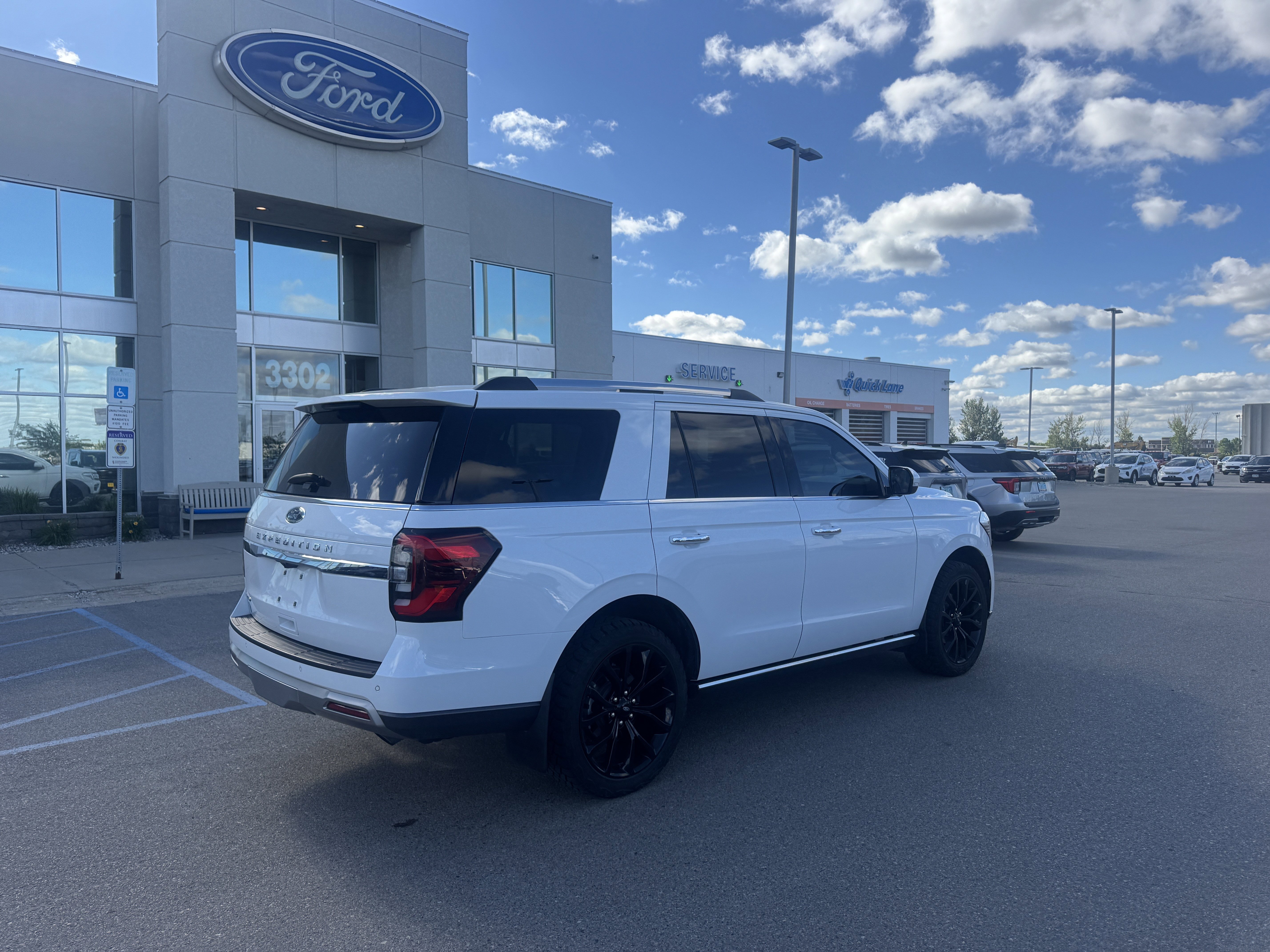 Used 2022 Oxford White Ford Limited image 3