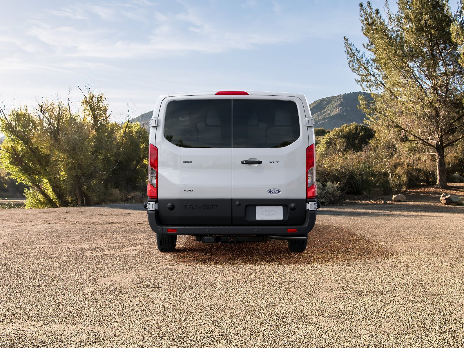 New 2027 Oxford White Ford Passenger Van XLT image 7