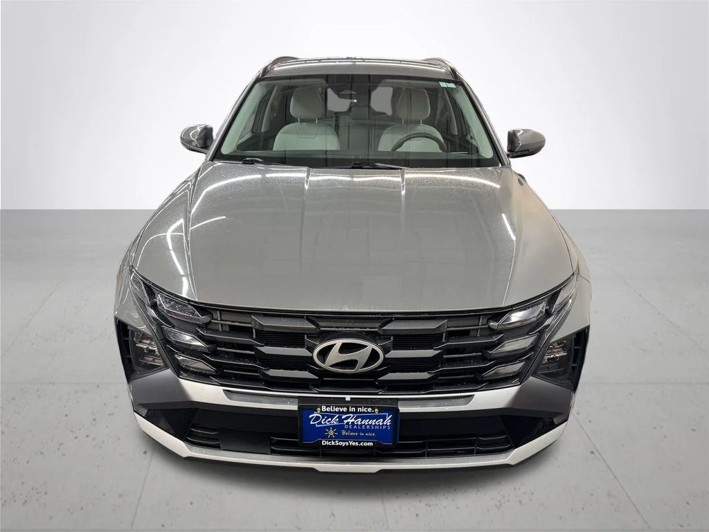 Used 2025 Gray Hyundai SEL image 10