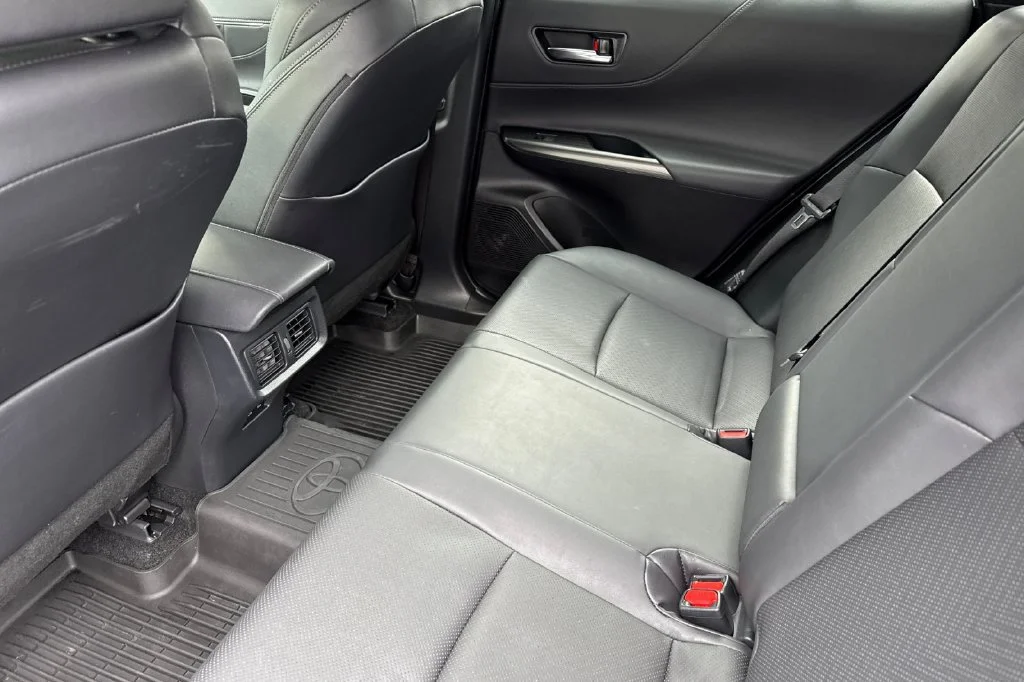 2022 Toyota Venza Limited - Photo 12