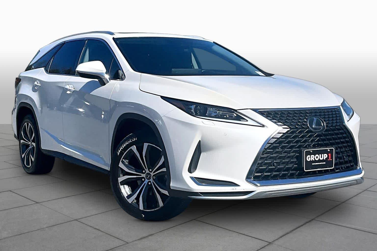 Used 2020 Eminent White Pearl Lexus  image 3