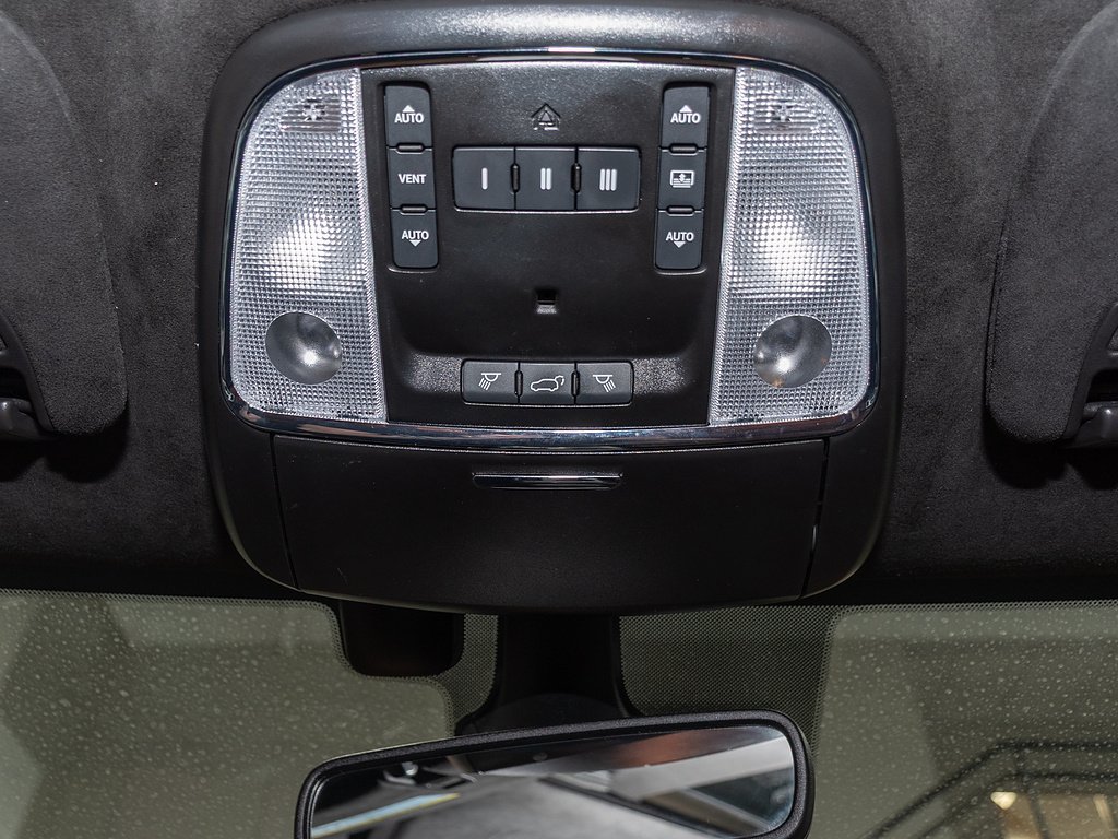 2020 Jeep Grand Cherokee Summit - Photo 16