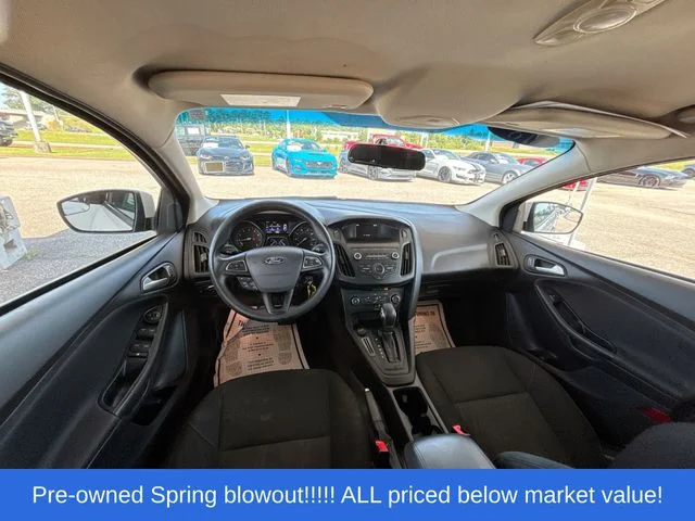 Used 2018 White Ford SE image 20