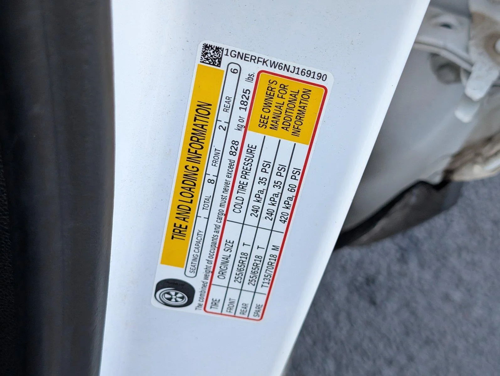 Used 2022 SUMMIT WHITE Chevrolet LS image 14