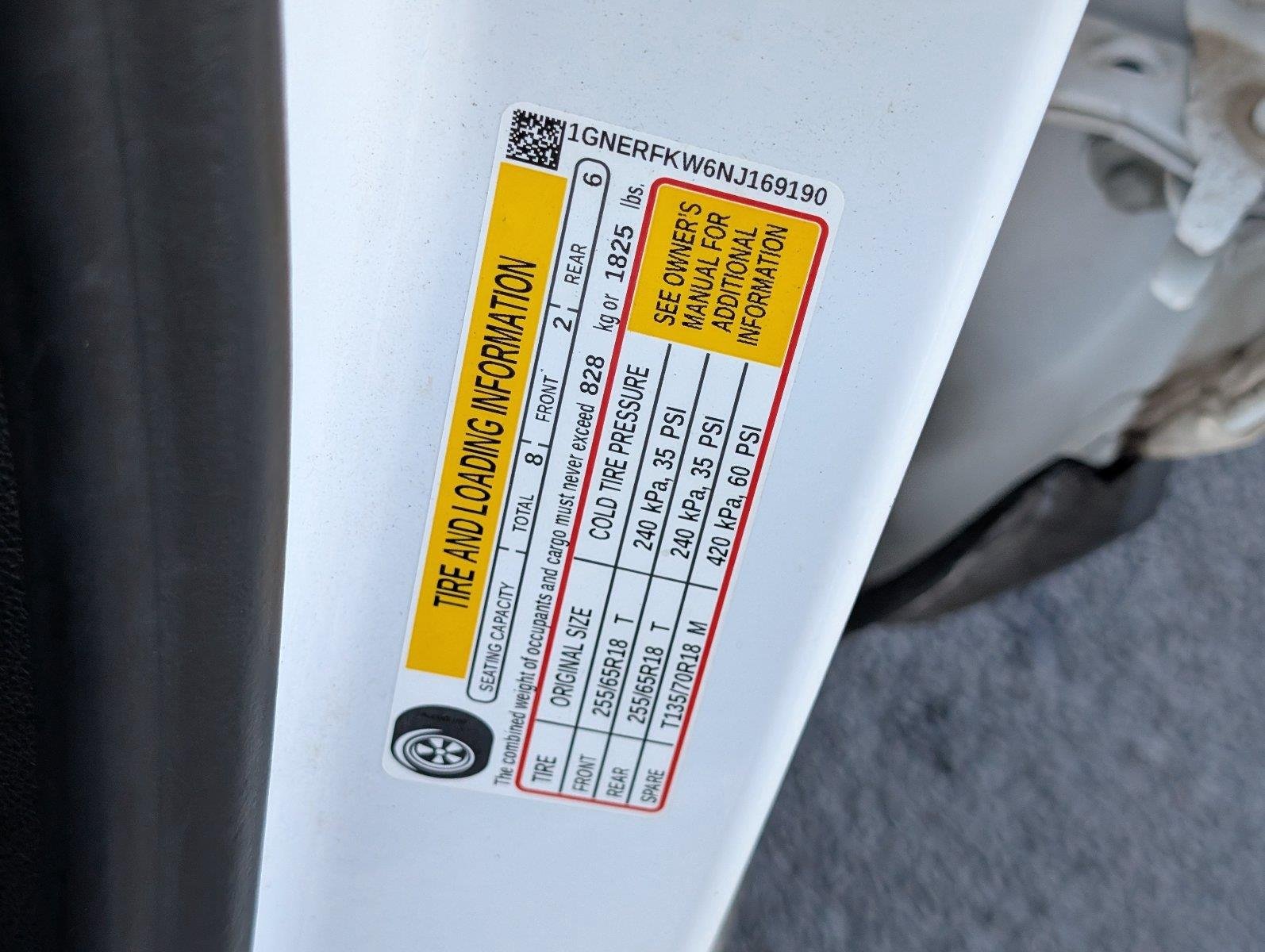 Used 2022 SUMMIT WHITE Chevrolet LS image 14