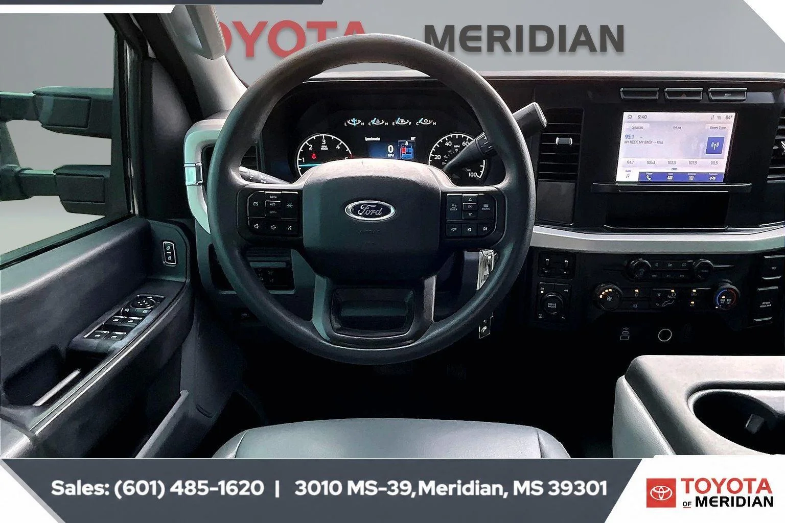 Used 2023 Oxford White Ford XL image 5