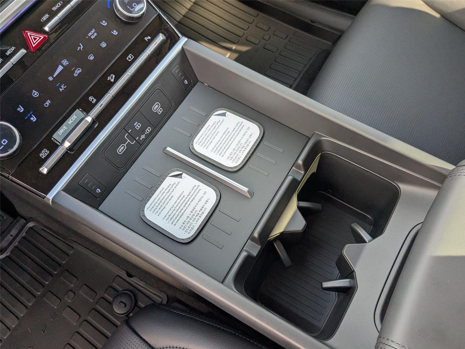 New 2026 Ecotronic Gray Hyundai Limited 6P image 16