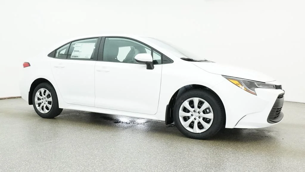 New 2026 Ice Cap Toyota LE image 11
