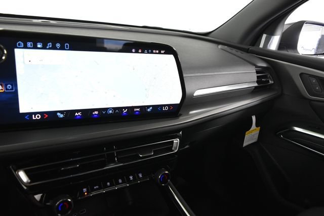 2027 Chevrolet Traverse LT - Photo 44