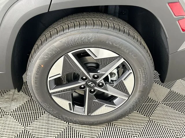 New 2026 Hyundai TUCSON SEL