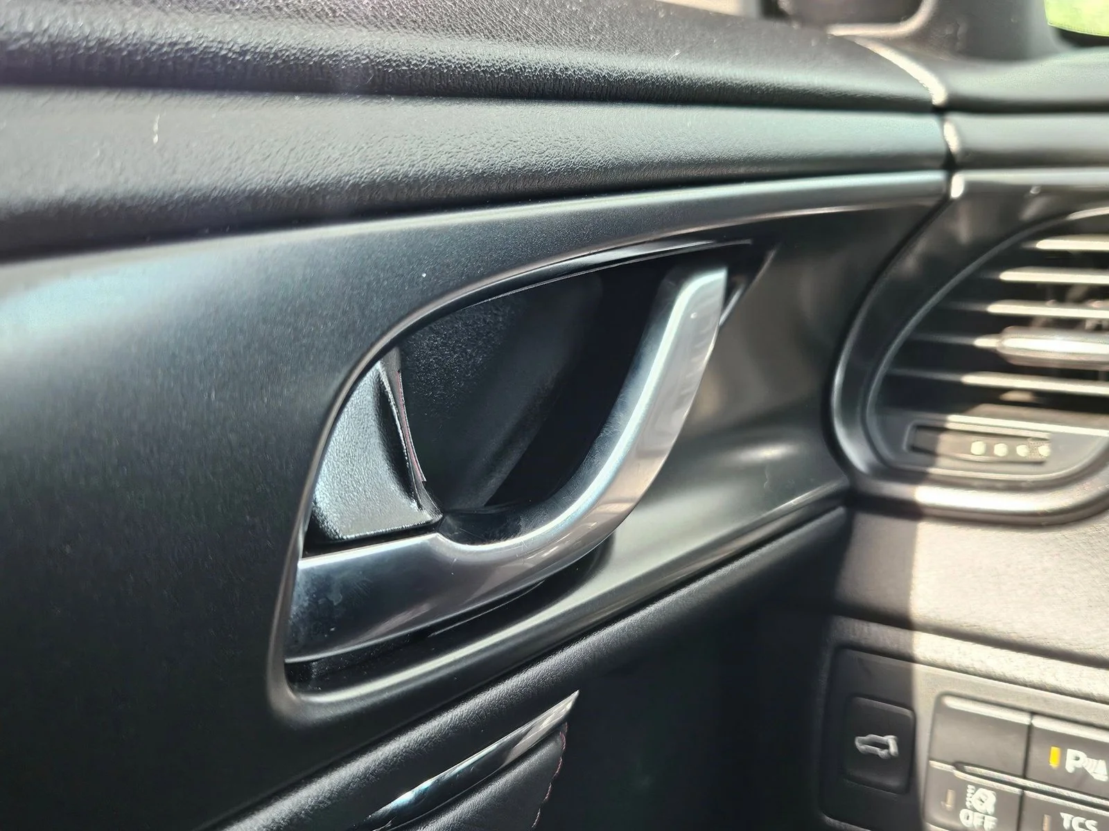 Used 2021 Polymetal Gray Mazda Carbon Edition image 17