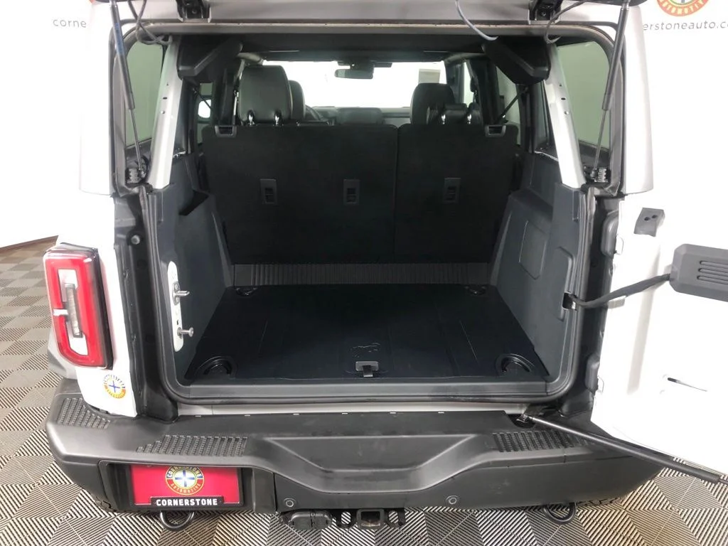 New 2026 Avalanche Gray Ford Badlands® image 19