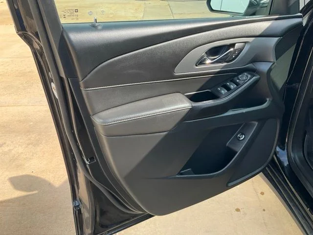 Used 2023 Black Chevrolet LT Leather image 5