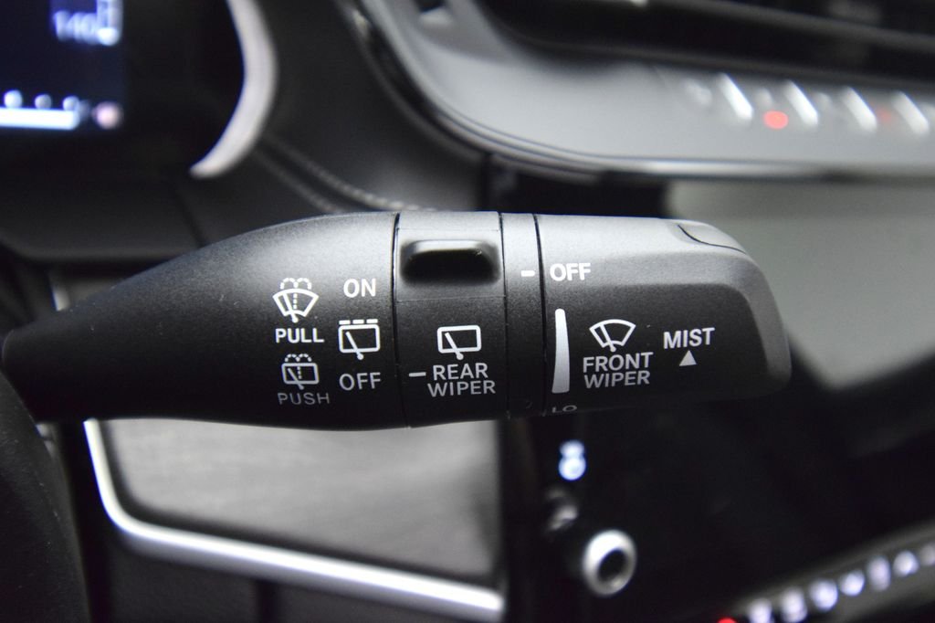 New 2026 Diamond Black Crystal Pearl-Coat Exterior Paint Jeep Altitude image 27