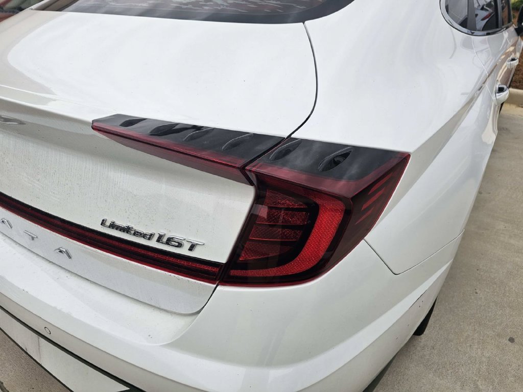Used 2021 Gray Hyundai Limited image 18