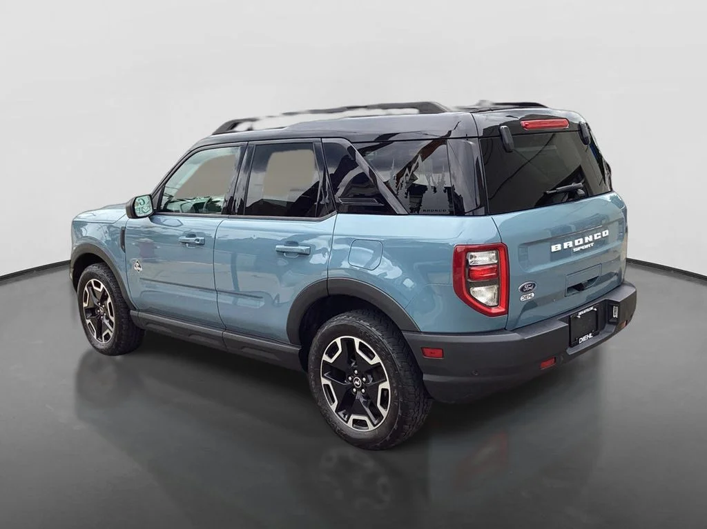 Used 2022  Ford Outer Banks image 7