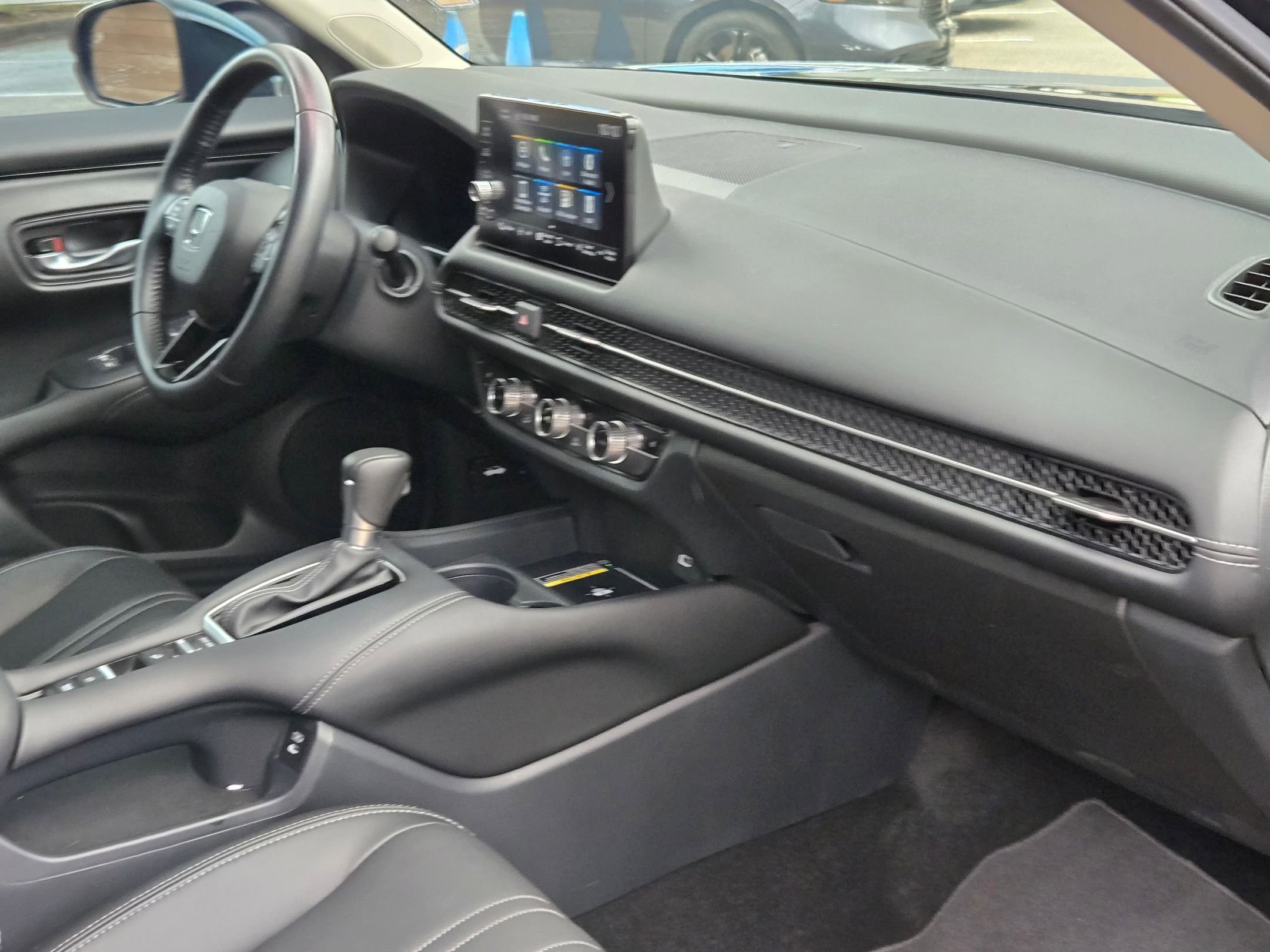 Used 2025 Black Honda EX-L image 29