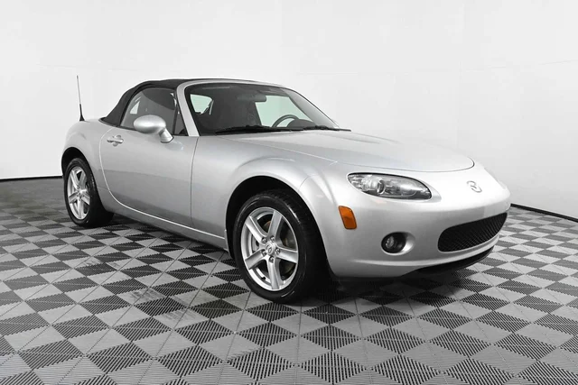 2006 Mazda MX-5 Miata Touring
