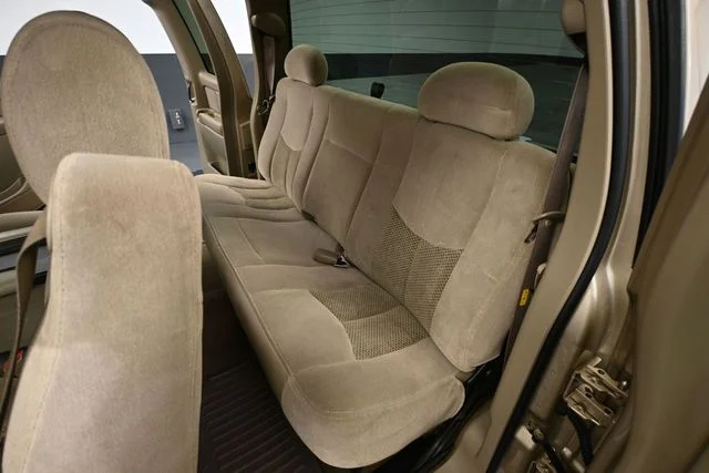 Used 2004 Beige Chevrolet Z71 image 27