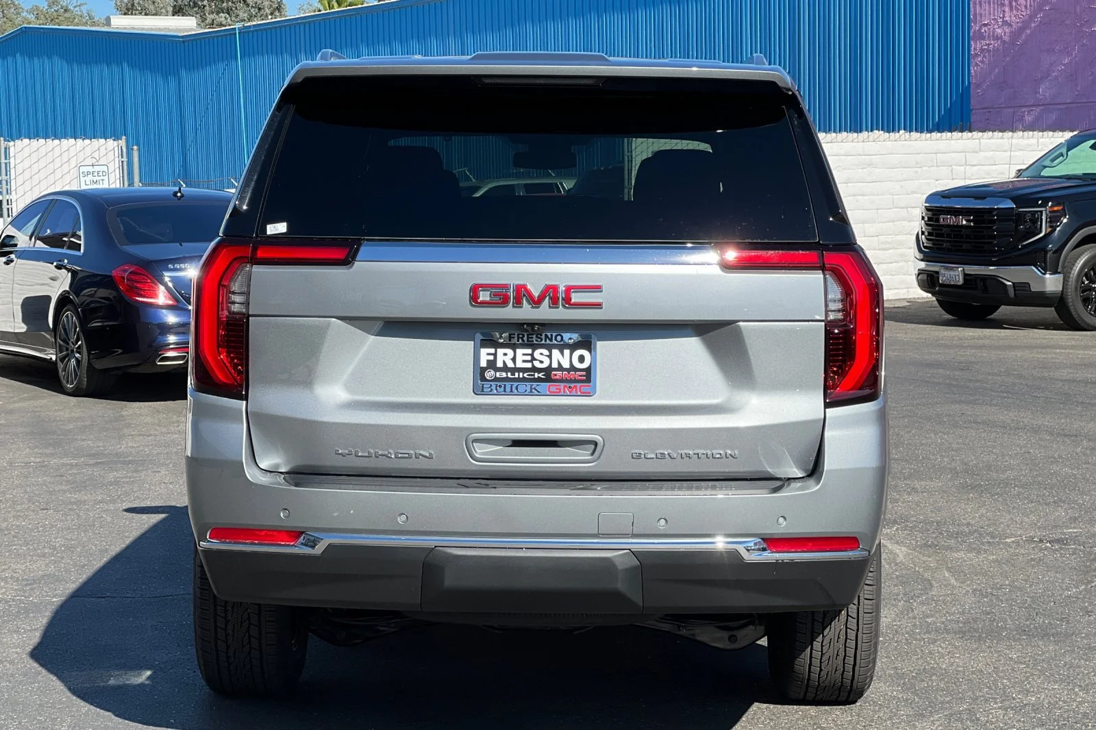 2026 GMC Yukon XL Elevation - Photo 6