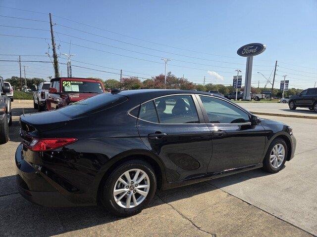Used 2025 BLACK Toyota LE image 6