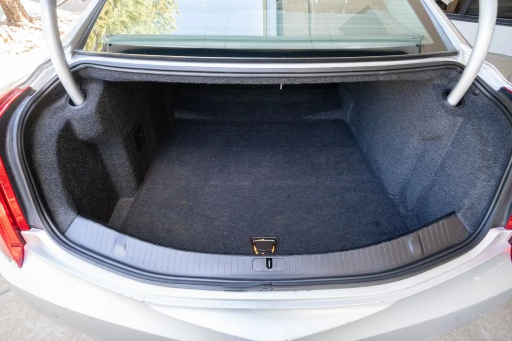 Used 2014 Silver Cadillac Platinum image 22