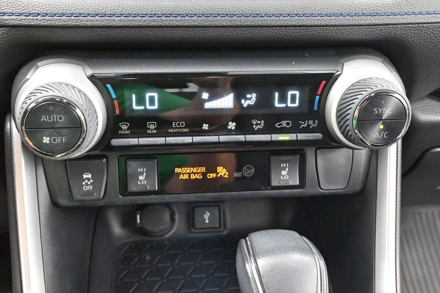 Used 2022  Toyota Hybrid XSE image 24