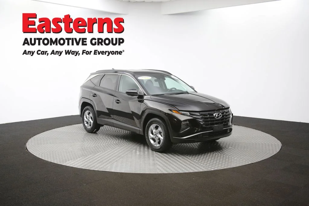 Used 2024 Black Hyundai SEL image 49